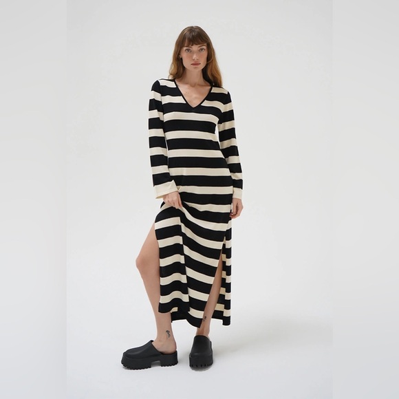 LNA ‘Elin’ Long Sleeve Stripe Dress in Ivory/ Black Size M - Picture 2 of 2
